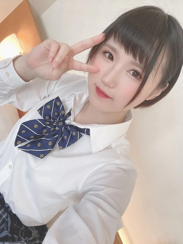 JKP-005 《埃奇怪物》女学生 友美酱