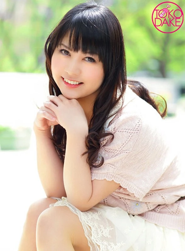 TD-34SERO00201 和那个半张脸、拥有巨大乳房的应召女郎偷偷发生了性关系！戴着避孕套进行插入，疯狂地刺激她的阴道。采用面对面的姿势时，我们互相配合着扭动腰部；而在骑乘位时，她也非常积极地配合我的动作，于是我也用力回赠她。然后采用后入式狠狠地冲刺，最后在口交的姿势下将精液射到了她的体内……真是太激烈了！